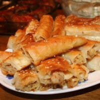 Turkisk börek med potatisfyllning